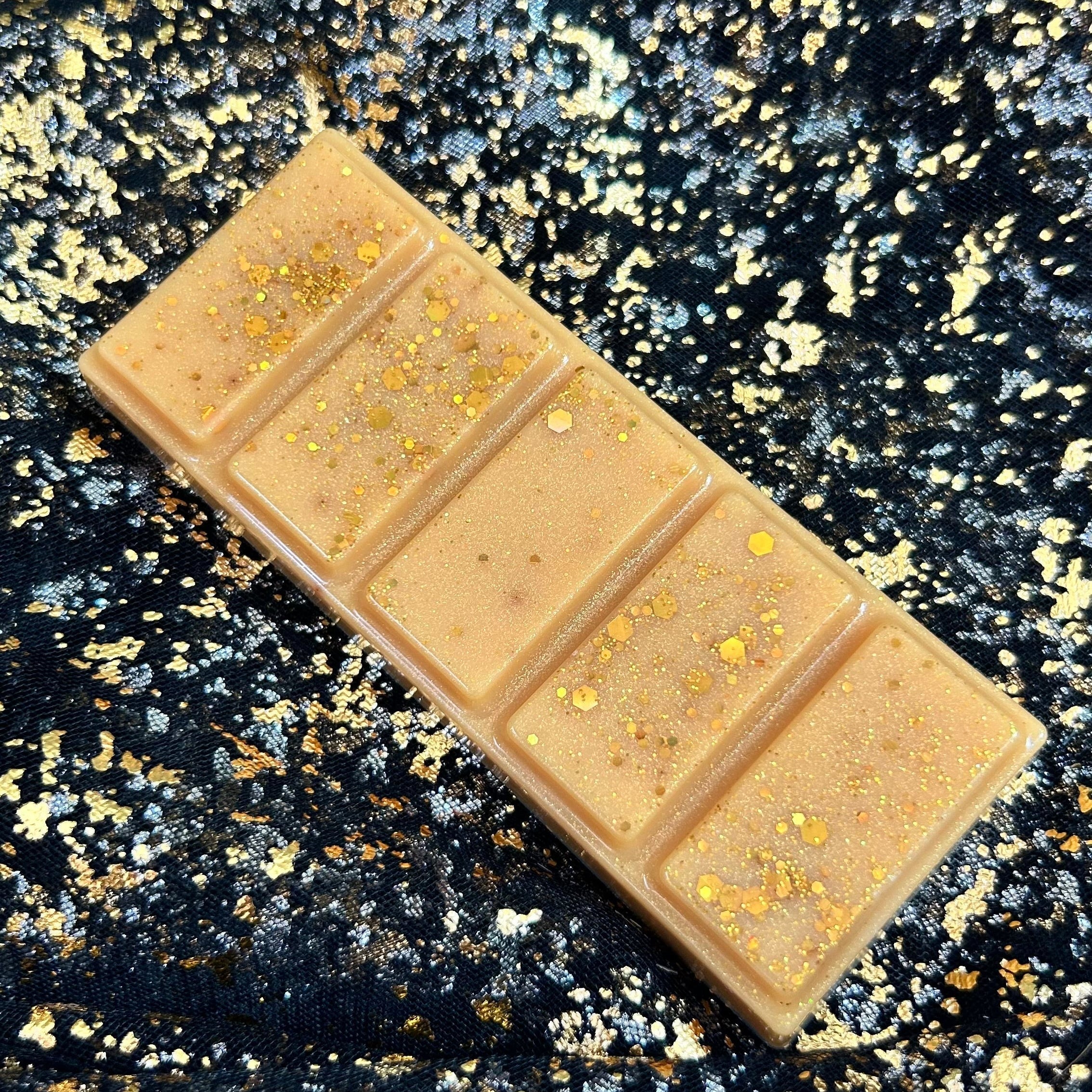 Roary Night | Official Zodiac Academy Collection Soy Wax Melt